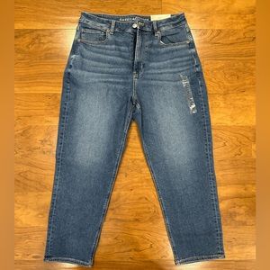American Eagle Mom Jeans!